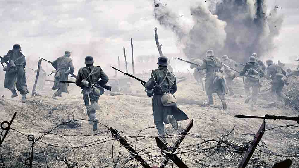 Wegen der brutalen Szenen komponierte Volker Bertelmann mit einem kleinen Bildschirm