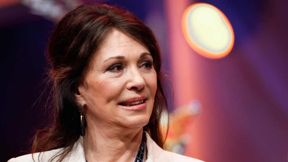 Schauspielerin Iris Berben beim Aachener Karnevalsverein e.V. anlässlich der 73. Verleihung des Ordens "Wider den tierischen Ernst" (Archivbild)