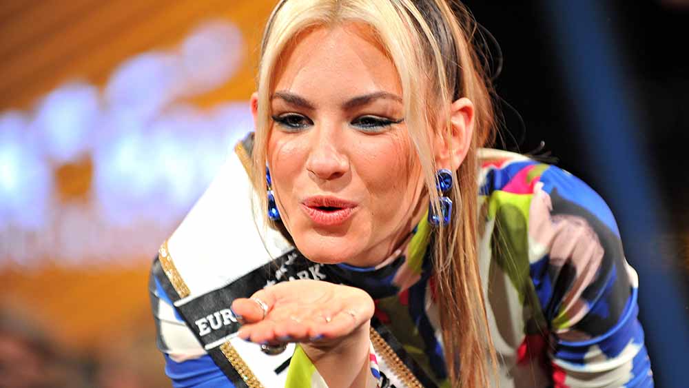 Angehende Diakonin Kira Geiss zur Miss Germany 2023 gewählt ...