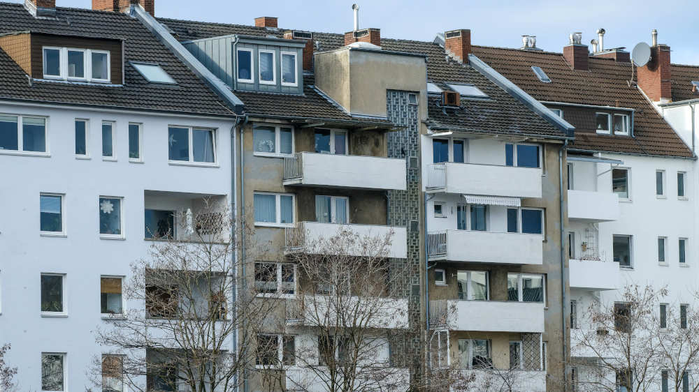 Singlehaushalte zahlen um 6,2 % höhere Mieten pro Quadratmeter als Haushalte mit mehreren Personen