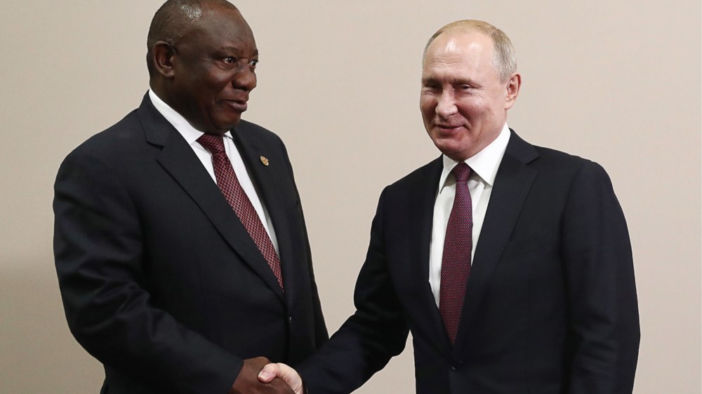 Südafrikas Präsident Cyril Ramaphosa und Vladimir Putin (2019)