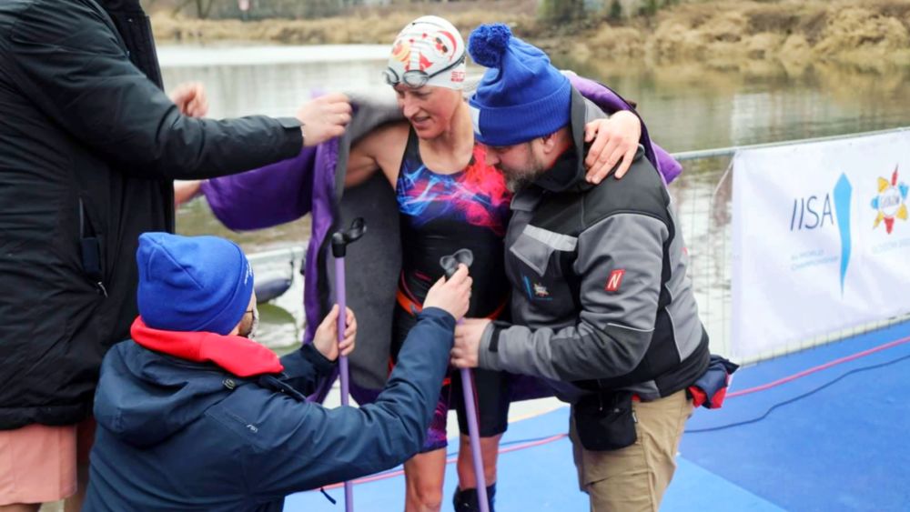 Image - Weltmeisterin im Eis-Schwimmen: “Ohne Sport säße ich schon längst im Rollstuhl”