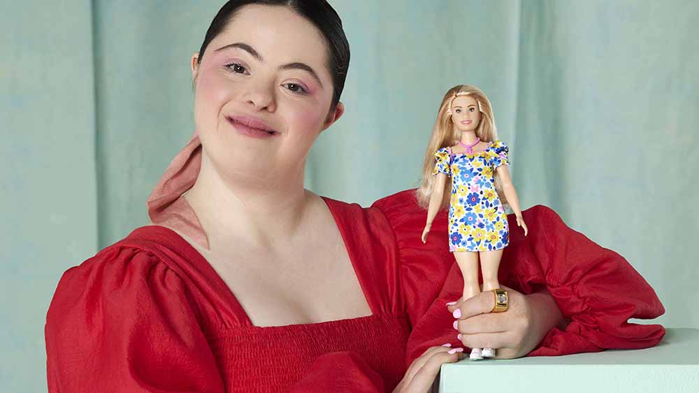 Ellie Goldstein, britisches Model mit Down-Syndrom, präsentiert die neue Barbie
