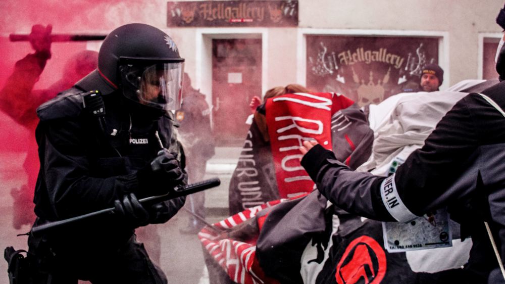Polizeieinsatz gegen eine Antifa-Demo in Rosenheim (Januar 2023)