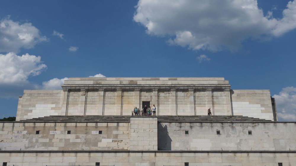 Die Zeppelintribüne in Nürnberg, entworfen von NS-Architekt Albert Speer
