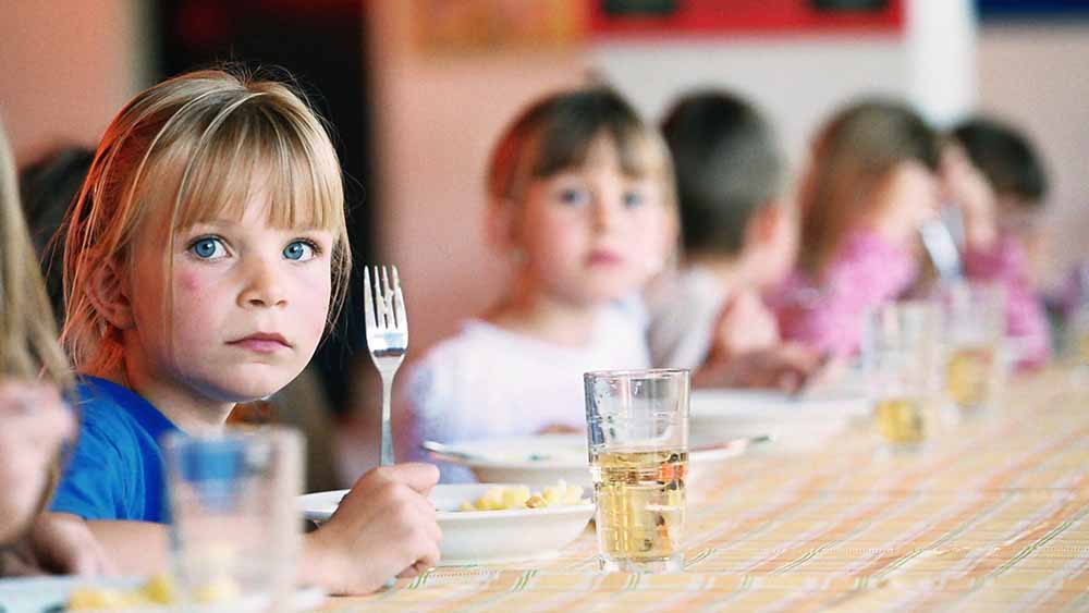 Ein warmes Mittagessen gehört zur Betreuung dazu