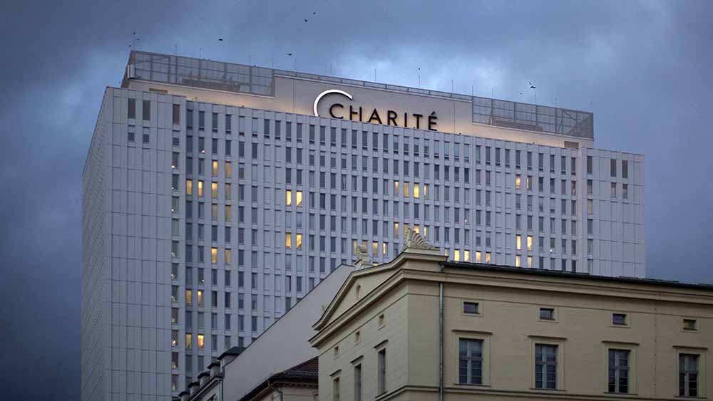 Der Kardiologe der Berliner Charité ist seit August 2022 freigestellt