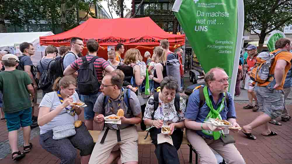 Schonend für Mensch und Umwelt sollen die Mahlzeiten in Nürnberg zubereitet werden, hier ein Foto vom Dortmunder Kirchentag 2019