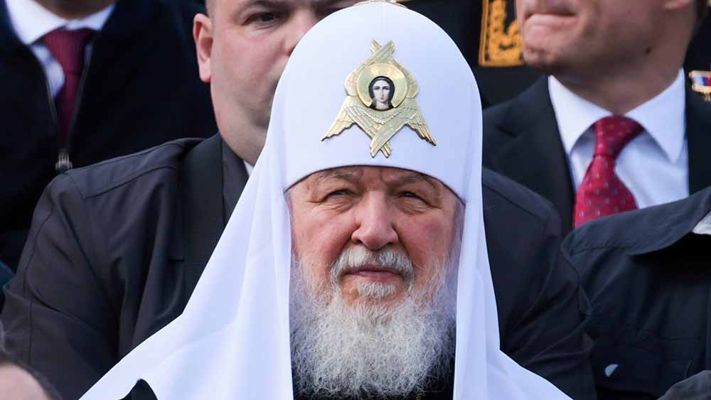 Patriarch Kyrill bei der Militärparade am 9. Mai in Moskau