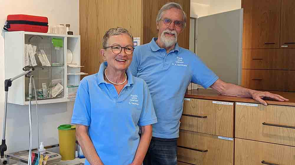 Immer da für ihre Patienten: Die Ärzte Achim Diestelkamp und die Doris Neumann in der "Praxis ohne Grenzen"
