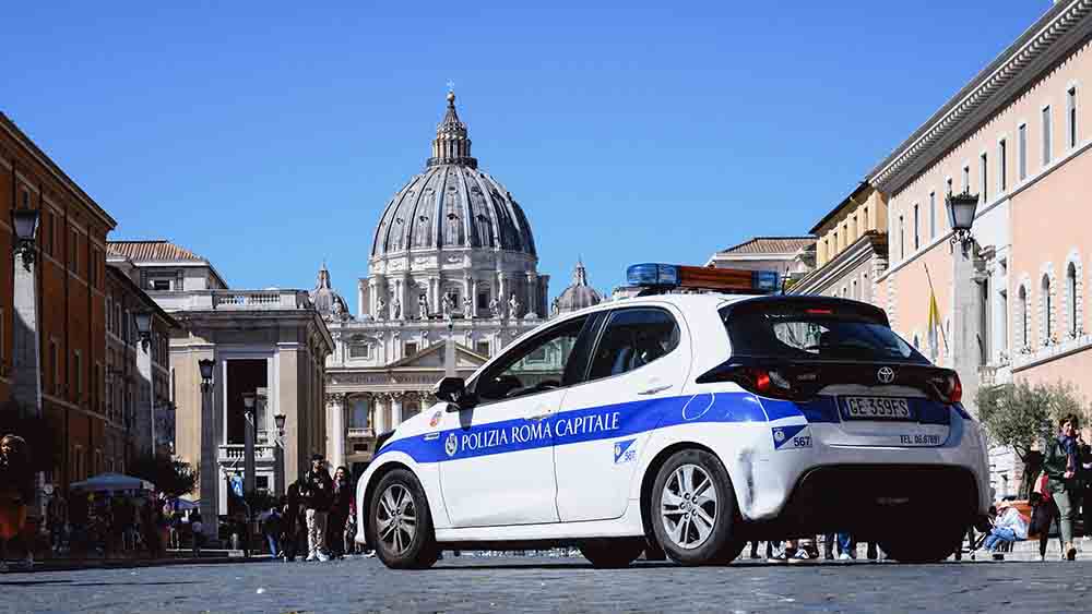 Die Polizei musste einen Mann im Vatikan stoppen (Symbolbild)