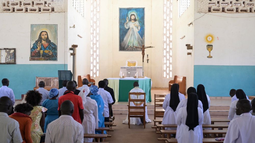 Ein katholischer Gottesdienst in der Stadt Chesongoch in Kenia