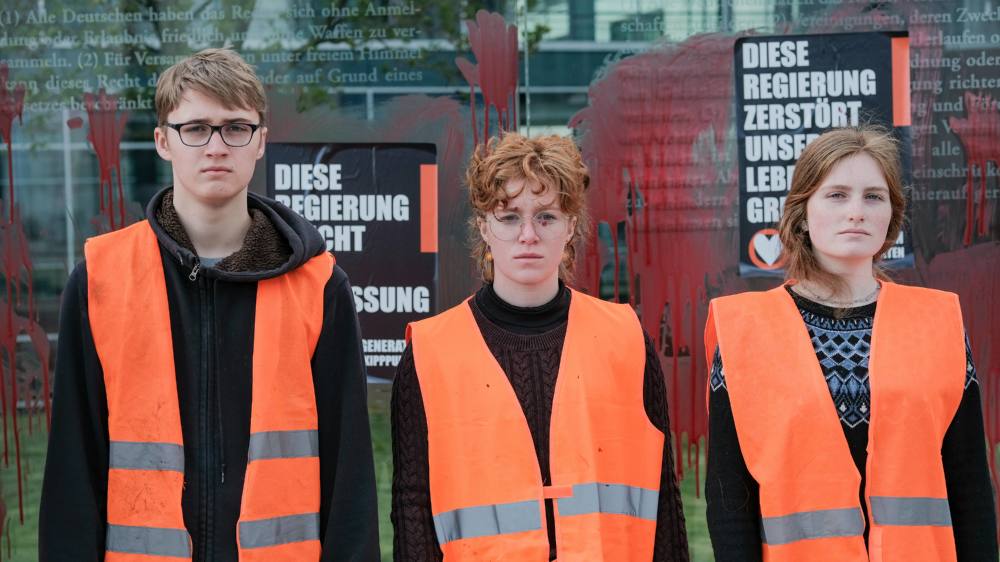 Für viele junge Menschen ist die unzulängliche Reaktion auf die Klimakrise psychisch sehr belastend