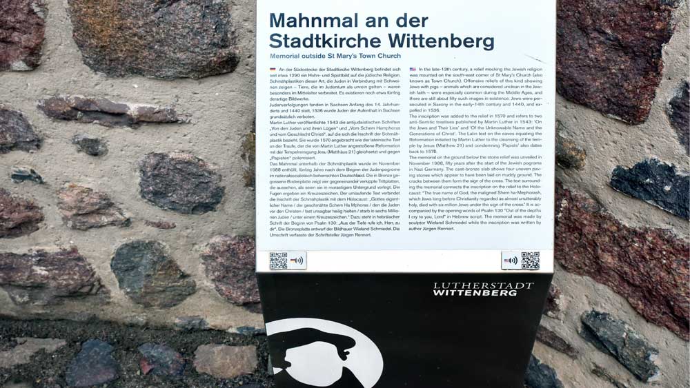 Erklärstelle zur Schmähplastik "Judensau" an der Wittenberger Stadtkirche