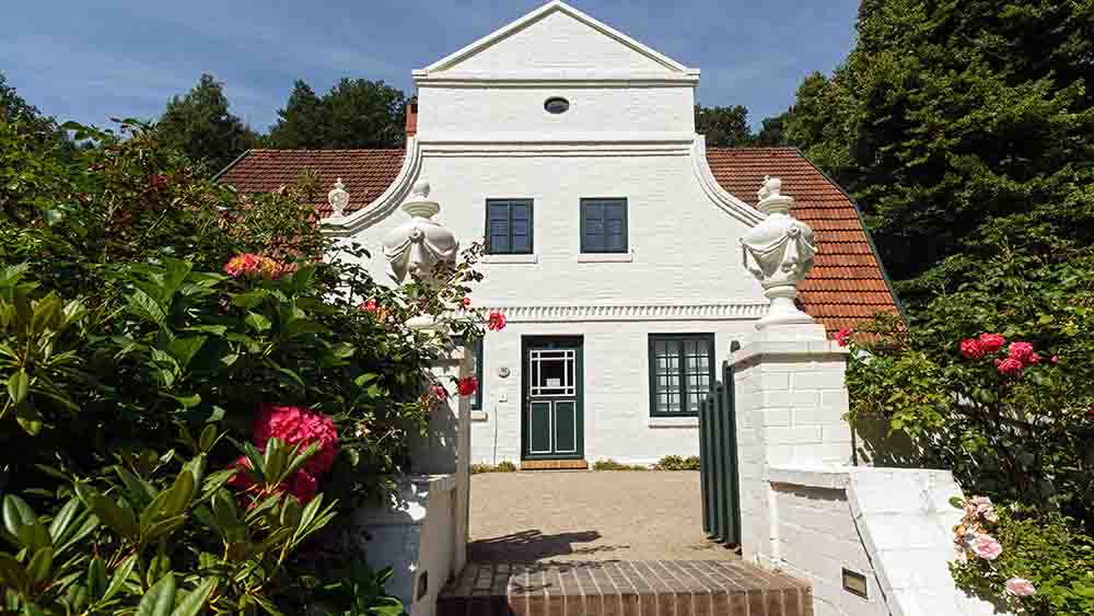 Der Barkenhoff war zwischen 1895 und 1923 die Wohn- und Arbeitsstätte Heinrich Vogelers und das geistige Zentrum der Künstlerkolonie Worpswede