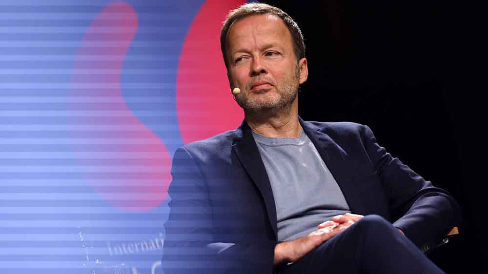 WDR-Journalist Georg Restle warnt vor zu viel Unterhaltung im Journalismus