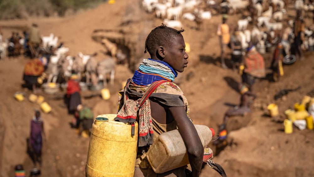 Ein Brunnen in Kenya - die Klimakrise führt zur schlimmsten Dürre in der Geschichte Ostafrikas