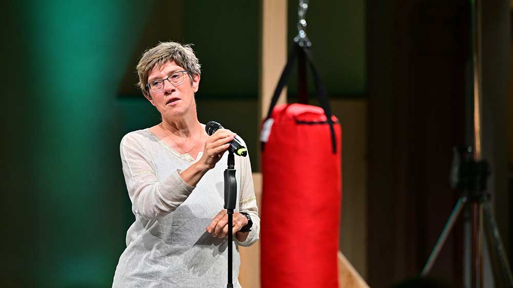 Raus aus der Politik: Annegret Kramp-Karrenbauer erläutert ihr Scheitern