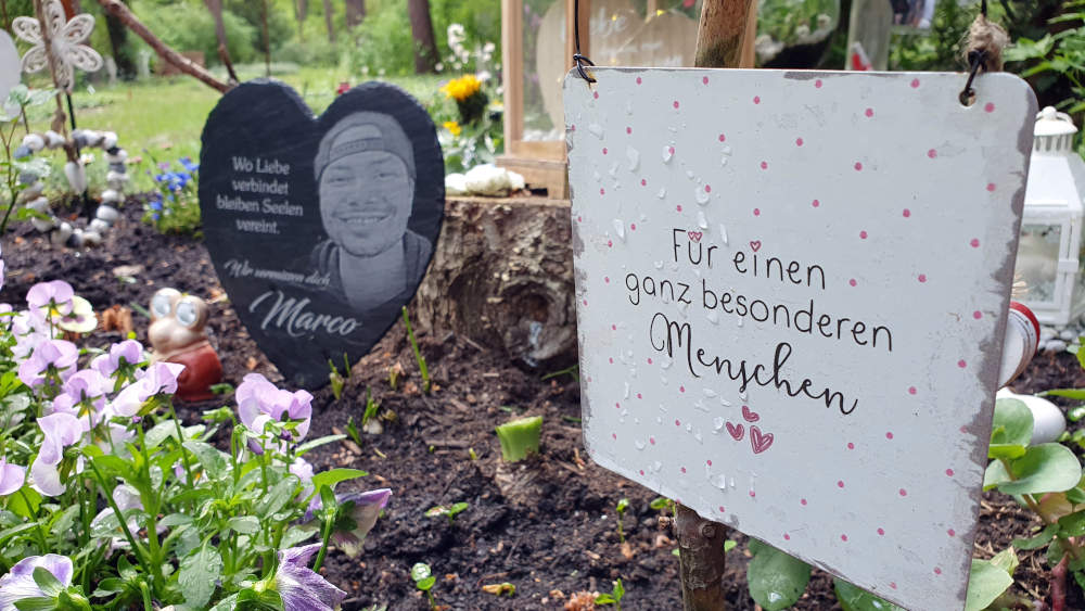 Grab von Marco, der an einer Überdosierung eines Schmerzmittels gestorben ist
