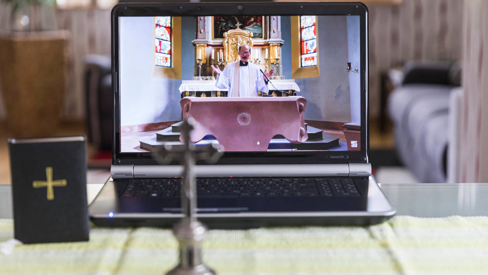 Ein Viertel der US-Amerikaner schaut Online-Gottesdienste