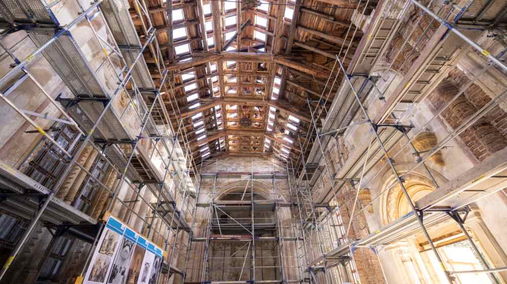 In der Schlosskapelle beginnt der Bau