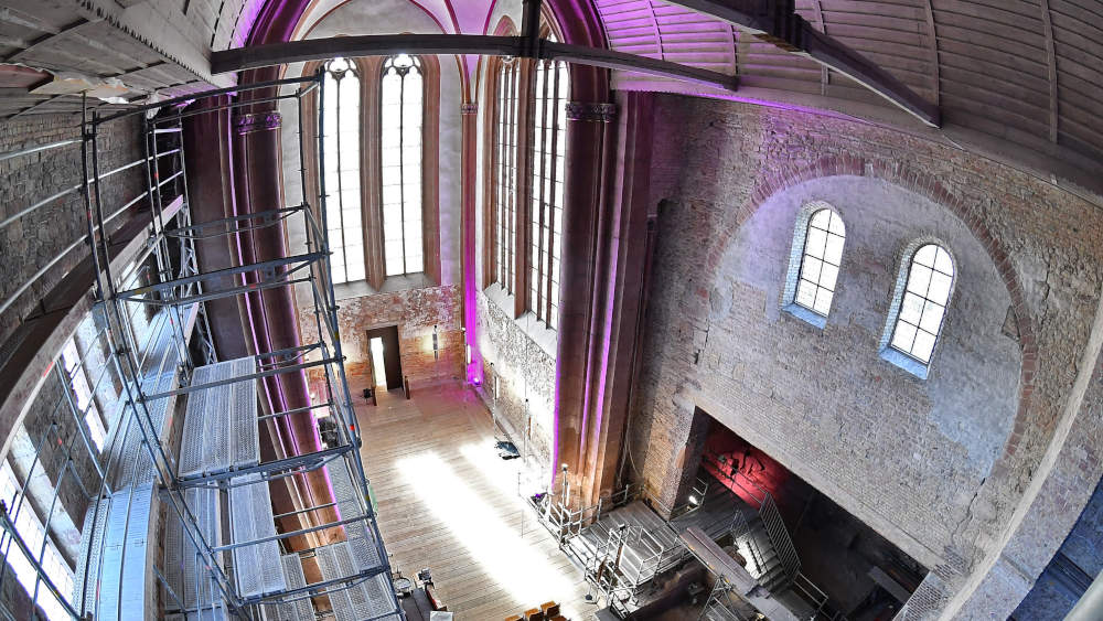 Bei Sanierungsarbeiten in der Mainzer St. Johanniskirche machten Archäologen unerwartete Entdeckungen