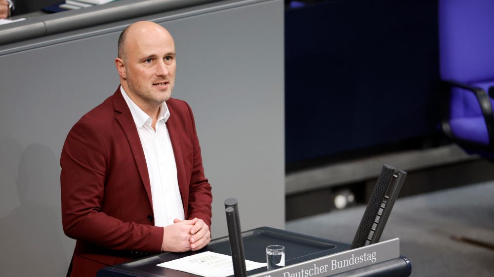 Sven Lehmann ist seit Januar 2022 Beauftragter der Bundesregierung für die Akzeptanz sexueller und geschlechtlicher Vielfalt