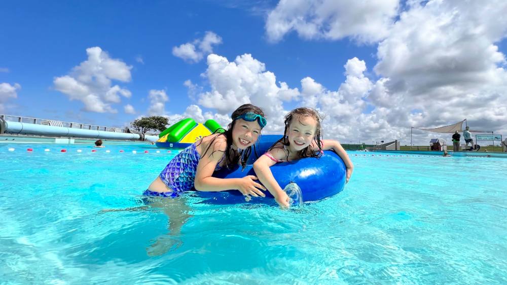 Lieber nicht Online stellen – Ein Kriminaldirektor warnt Eltern vor der Veröffentlichung von Urlaubsfotos