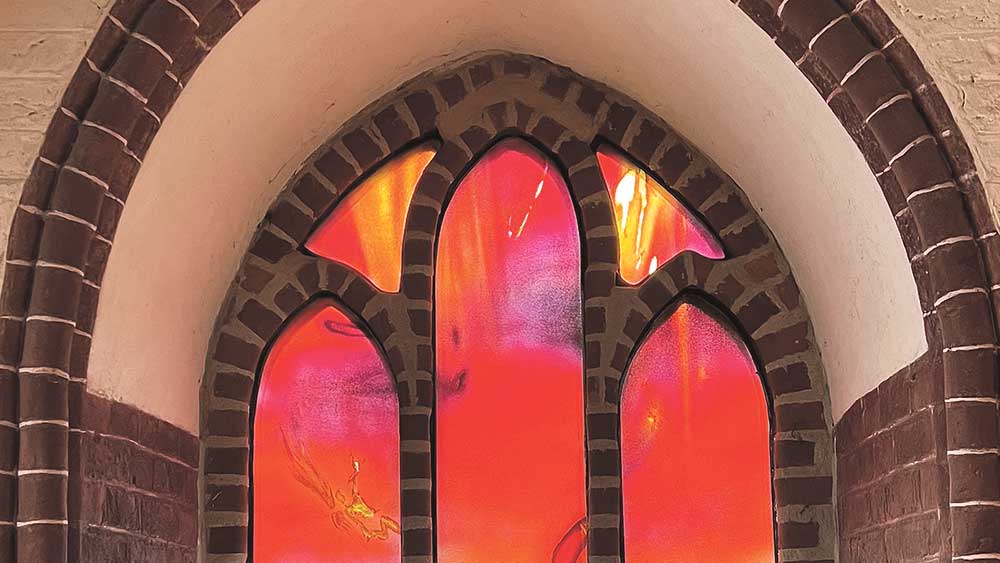 Image - Bad Wilsnacker Wunderblutkirche: Die neu gestalteten Fenster