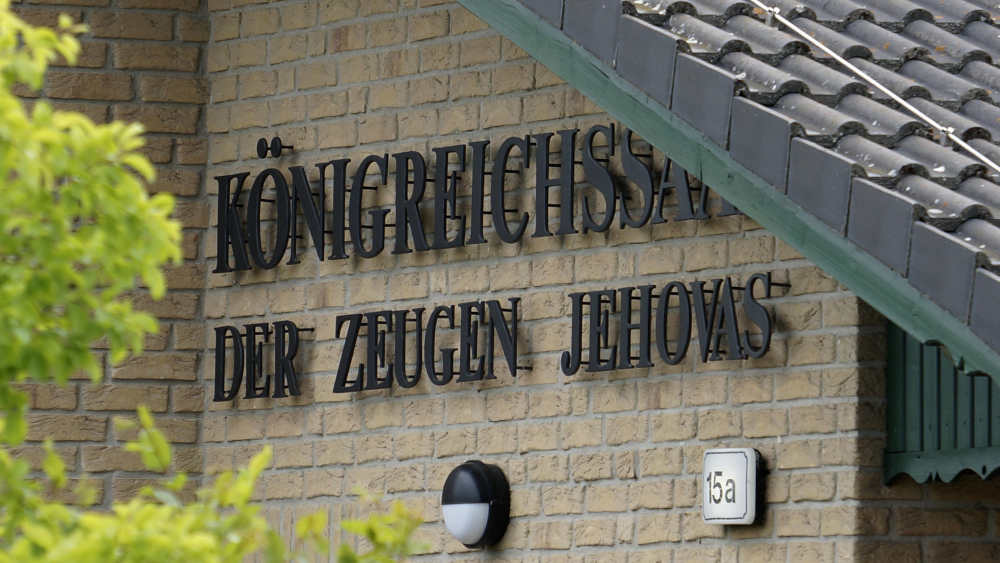 Mindestens 1.700 Zeugen Jehovas verloren unter der nationalsozialistischen Gewaltherrschaft ihr Leben