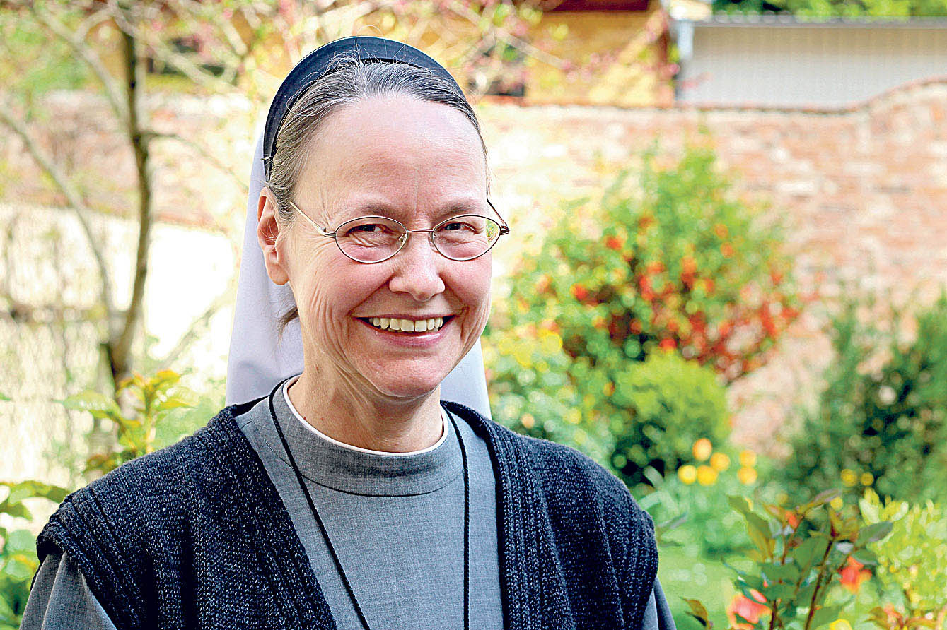 Die evangelischen Nonnen Evangelische Zeitung