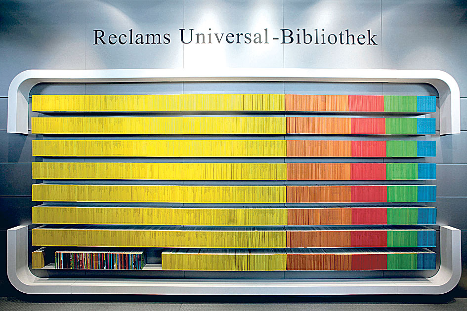 Image - Er steckt sie alle in die Tasche