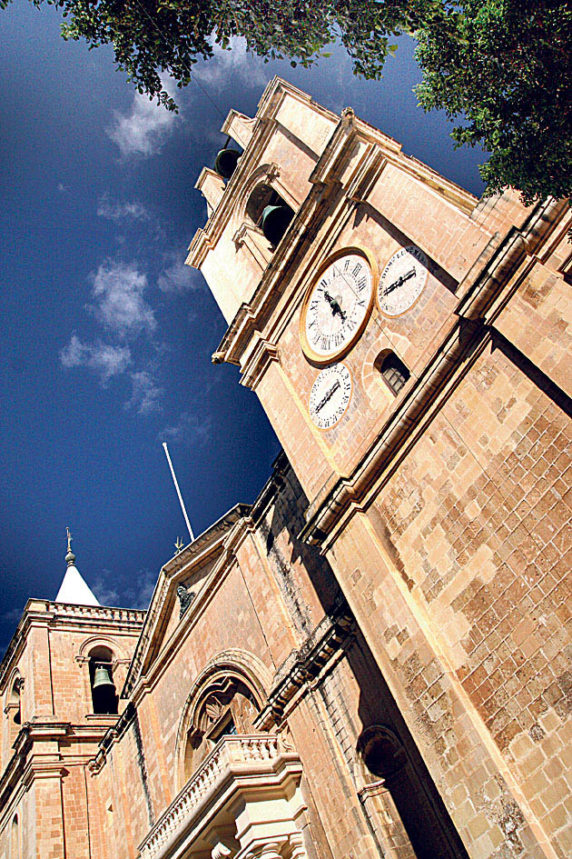 Image - Selbst ein Schiffbruch wird stets groß gefeiert