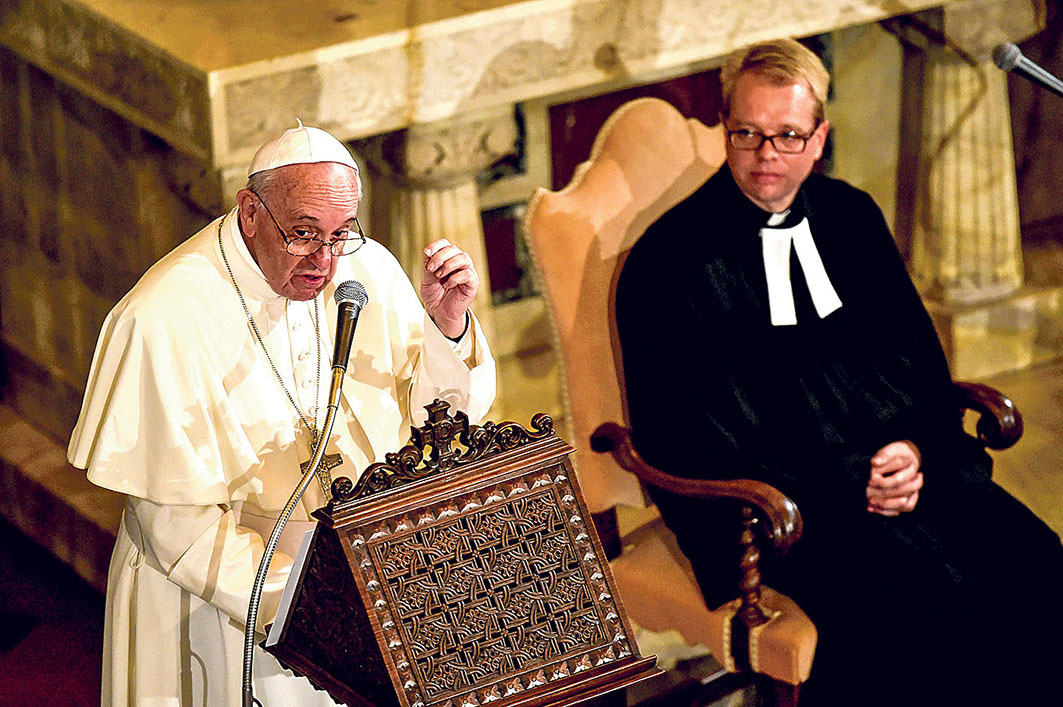 Image - „Beobachter“ werden „Brüder“