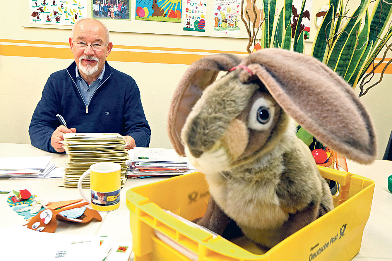 Image - Der Sekretär des Osterhasen