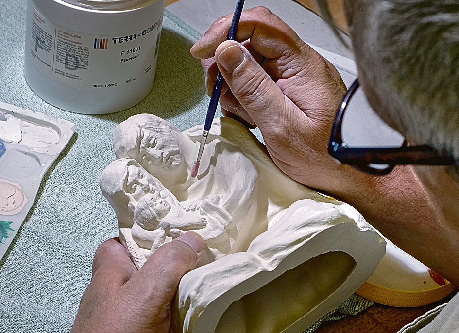 Image - „Nussknacki“ und Glücksschwein