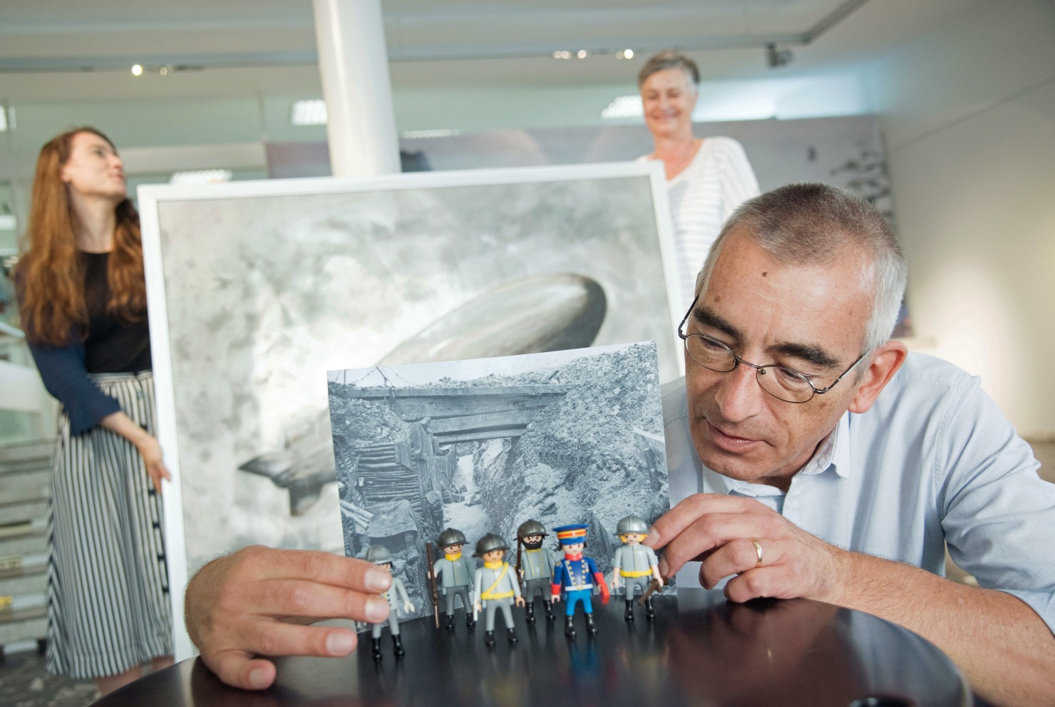 Image - Zerrissener Menschenfreund