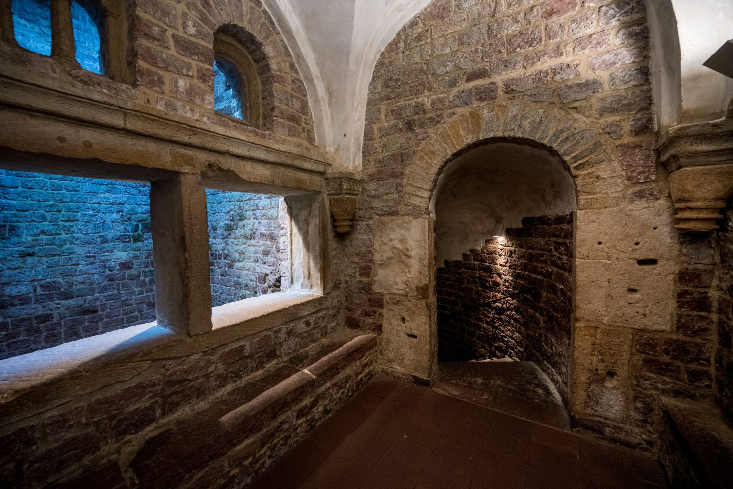 Image - Spuren großer Sternstunden und furchtbarer Katastrophen