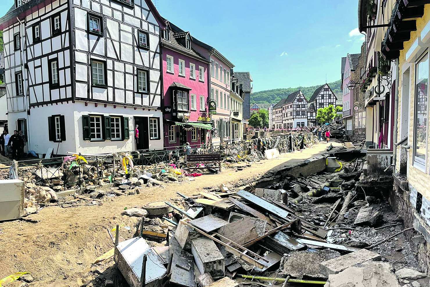 Image - Drei Kreuze bedeuten Einsturzgefahr