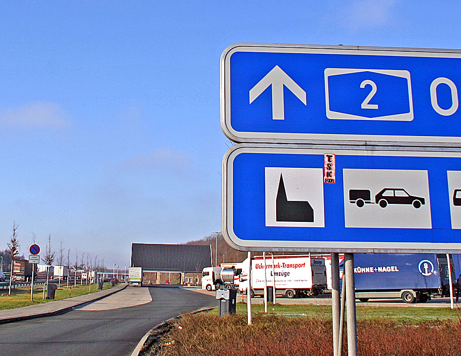 Image - Bessere Beschilderung für Autobahnkirchen gefordert