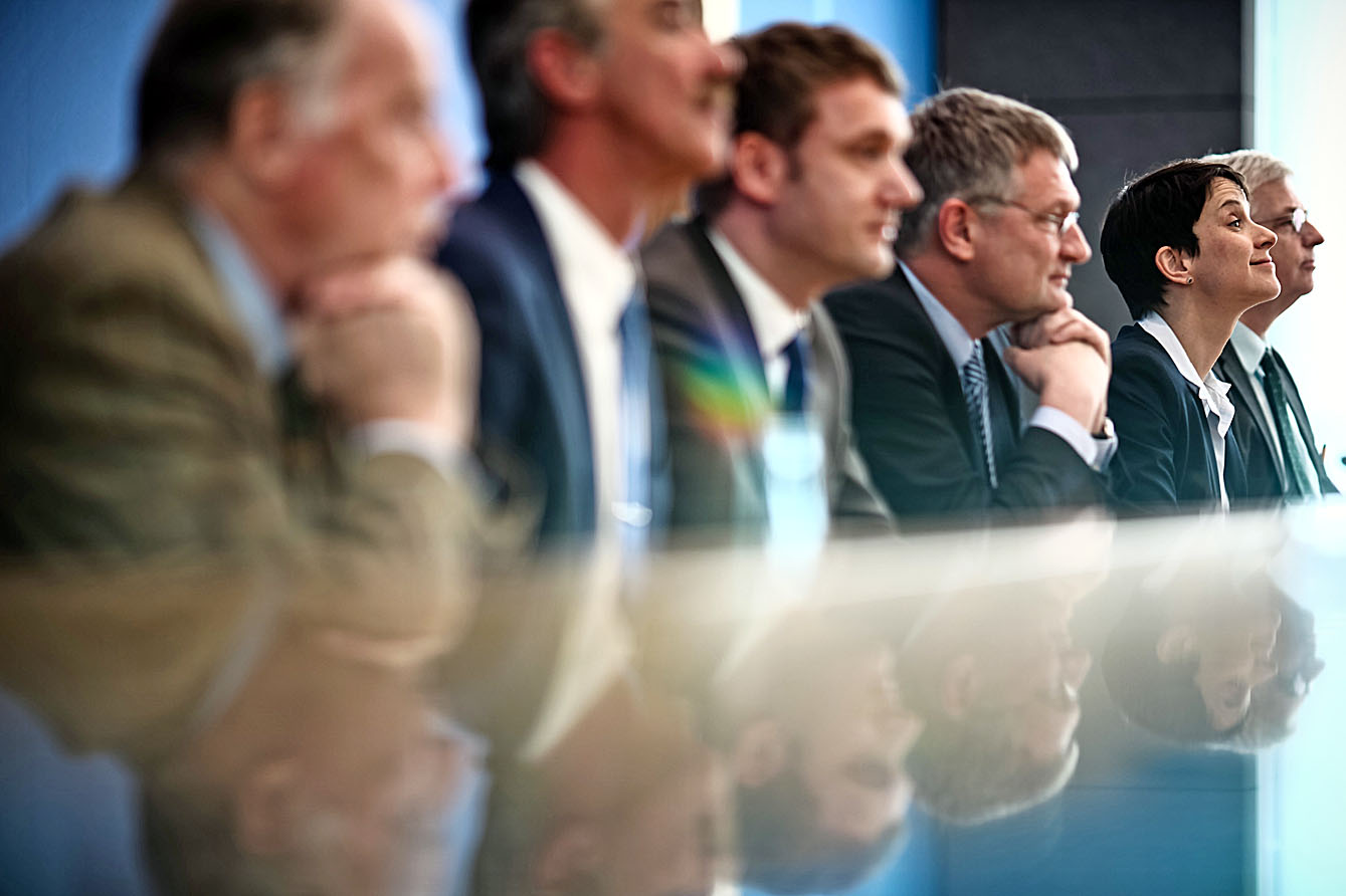 Image - Profiteurin sozialer Spannungen