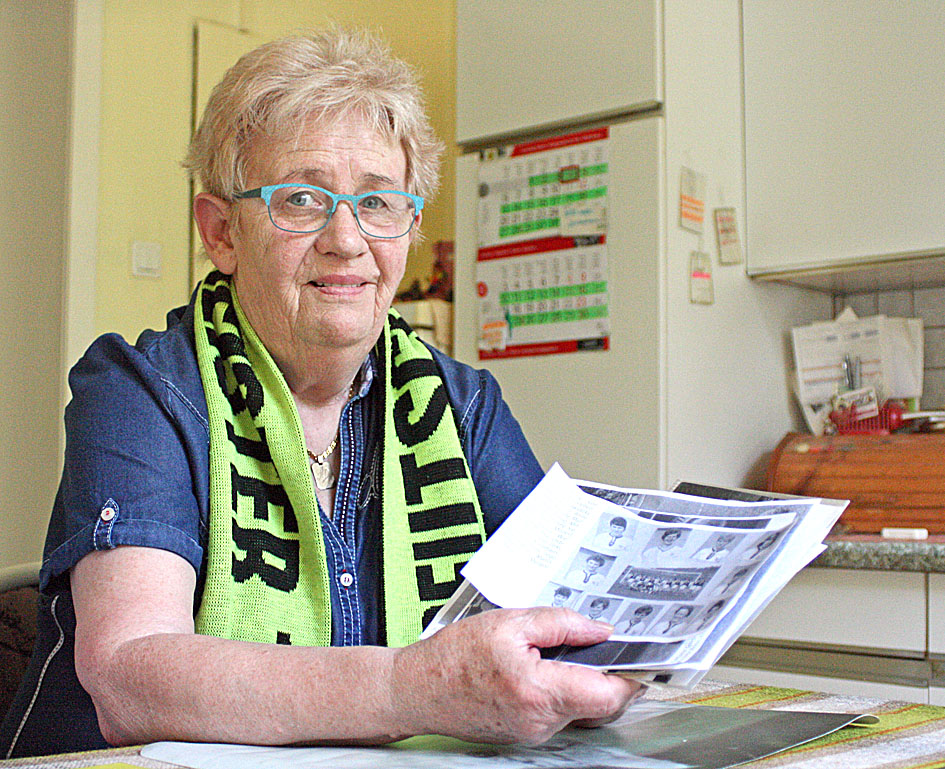 Image - Kopfbälle mit Dauerwelle