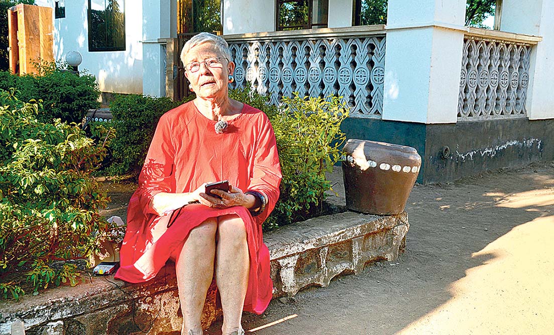 Image - Oma geht nach Afrika