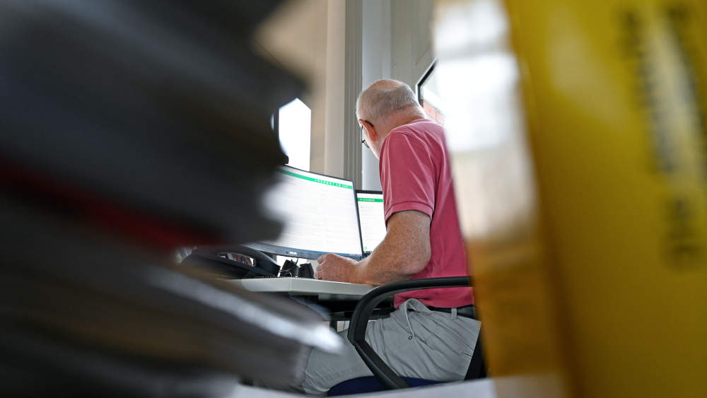 Laut einer Studie der Hans-Böckler-Stiftung arbeitet jeder zehnte Erwerbstätige in Deutschland "suchthaft"