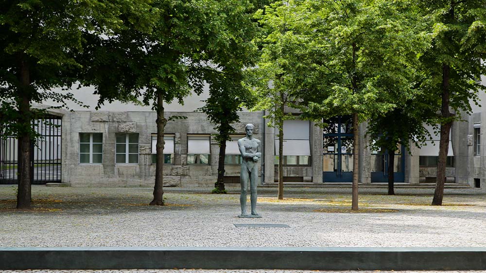 Gedenkstätte Deutscher Widerstand in der Stauffenbergstrasse 13-14 in Berlin-Tiergarten