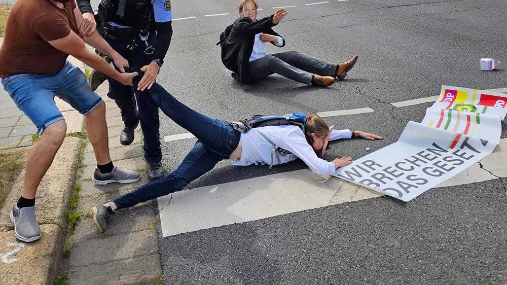 Image - Bericht: 142 Verfahren wegen Angriffen auf “Letzte Generation”