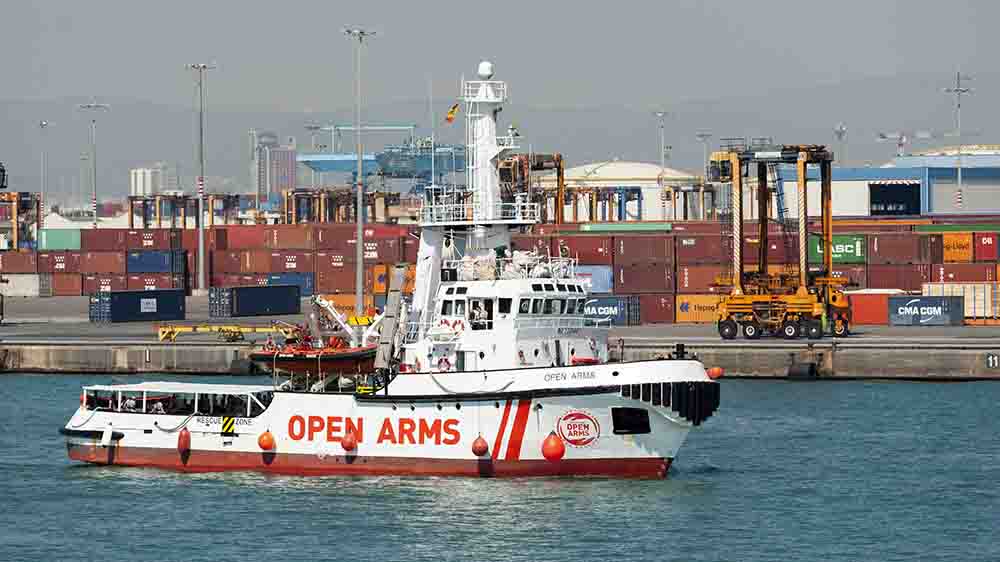 Die Open Arms hat hunderte Menschen im Mittelmeer gerettet (Archiv)