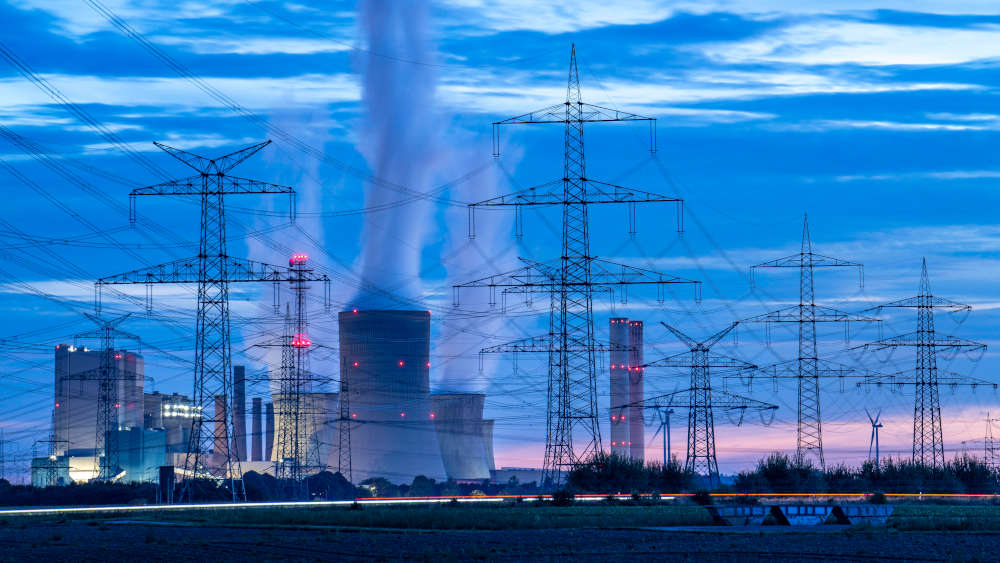 Unbekannte legten Brände an Braunkohle-Anlagen im Rheinischen Revier