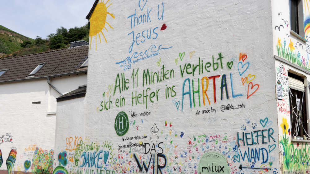 Projekt "HelfAHRwein" in Bad Neuenahr-Ahrweiler (Foto vom 22.07.2022). 