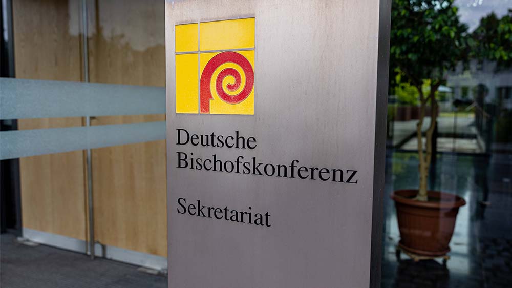 Die katholische Deutsche Bischofskonferenz würdigt den verstorbenen Landesbischof Hirschler